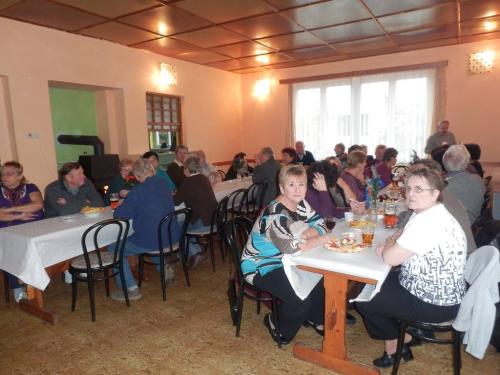 Posezení s&nbsp;dříve narozenými 7.12.2014